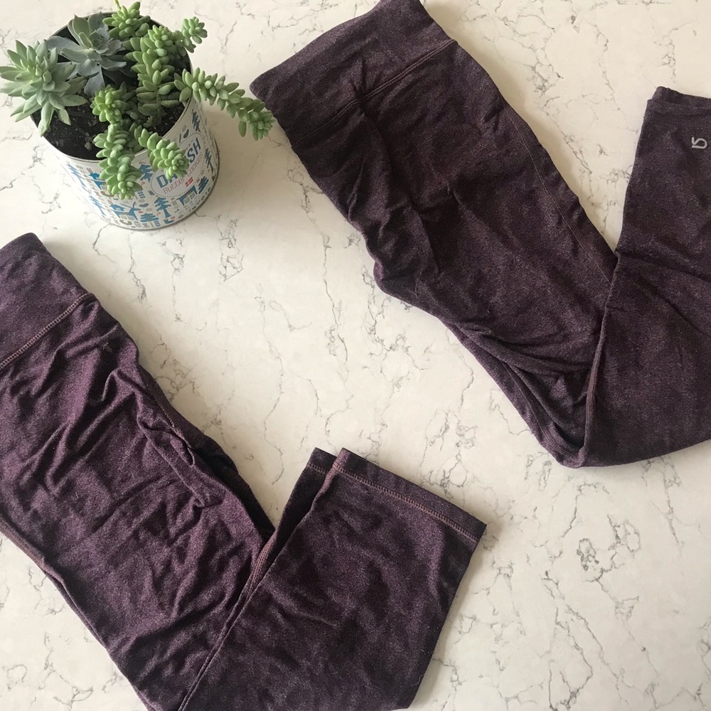 Plum colored GAP body leggings